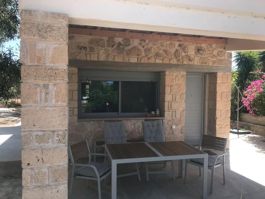 Πέτρινη Κατοικία Στην Αίγινα - Stone House In Aigina Khloi Dış mekan fotoğraf